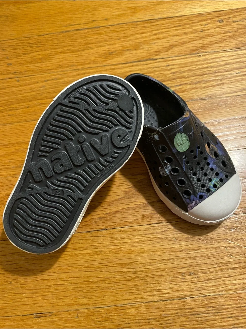 Native Kids Black Water Shoes with White Toe Cap